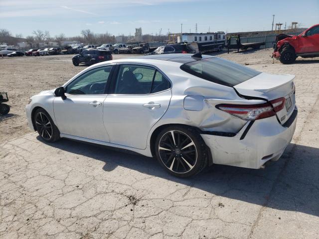 4T1B61HK4KU707550 - 2019 TOYOTA CAMRY XSE WHITE photo 2