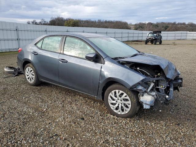 2T1BURHE3JC104720 - 2018 TOYOTA COROLLA L GRAY photo 4