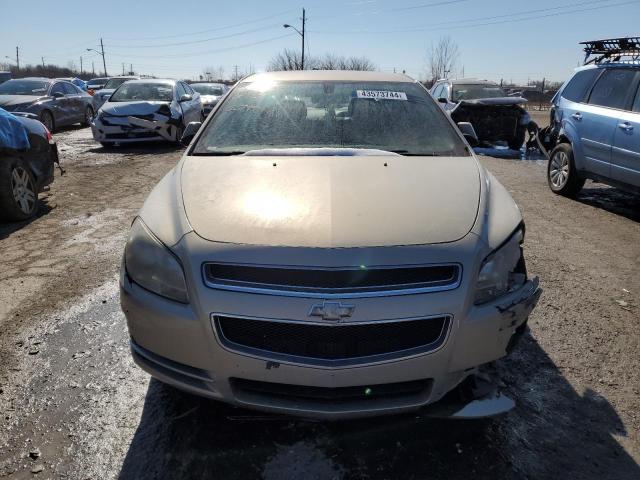 1G1ZC5E06AF179947 - 2010 CHEVROLET MALIBU 1LT Złoty zdjęcie 5