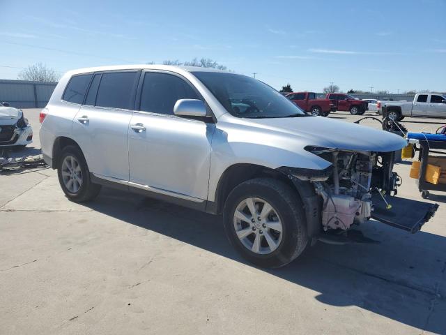 5TDZK3EH5DS141599 - 2013 TOYOTA HIGHLANDER BASE SILVER photo 4