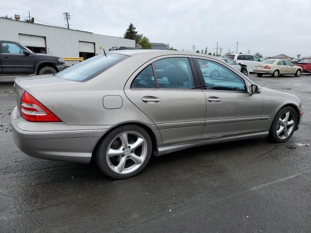 WDBRF52H46A915599 - 2006 MERCEDES-BENZ C 230 BEIGE photo 3