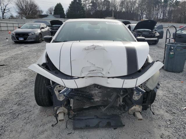 1C3CDFBB6FD118806 - 2015 DODGE DART SXT WHITE photo 5