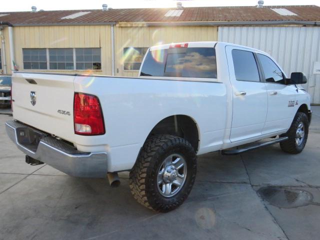 3C6UR5DL9GG161985 - 2016 RAM 2500 SLT WHITE photo 3