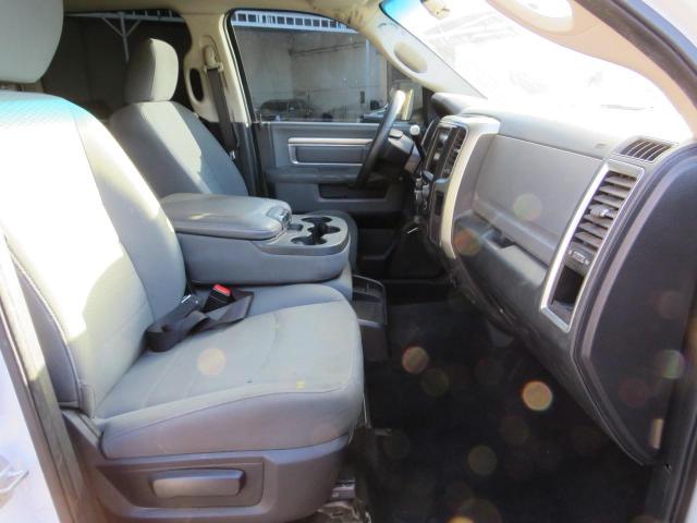 3C6UR5DL9GG161985 - 2016 RAM 2500 SLT 白色 照片 5