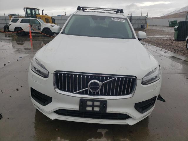 YV4A22PK2L1530869 - 2020 VOLVO XC90 T6 MOMENTUM WHITE photo 5