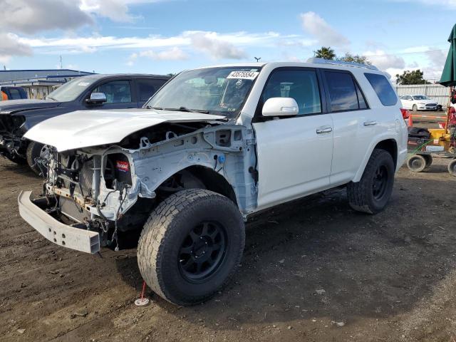 2013 TOYOTA 4RUNNER SR5, 