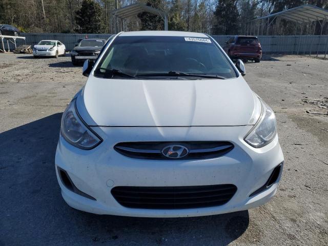 KMHCT4AE9HU329866 - 2017 HYUNDAI ACCENT SE WHITE photo 5