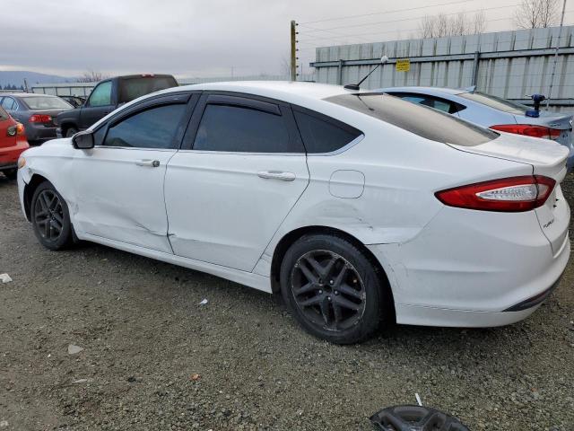 3FA6P0HR1DR193179 - 2013 FORD FUSION SE WHITE photo 2