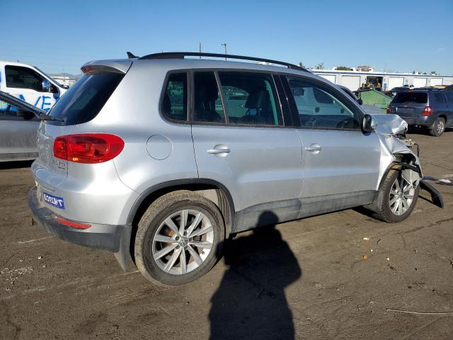 WVGBV7AXXFW510579 - 2015 VOLKSWAGEN TIGUAN S SILVER photo 3