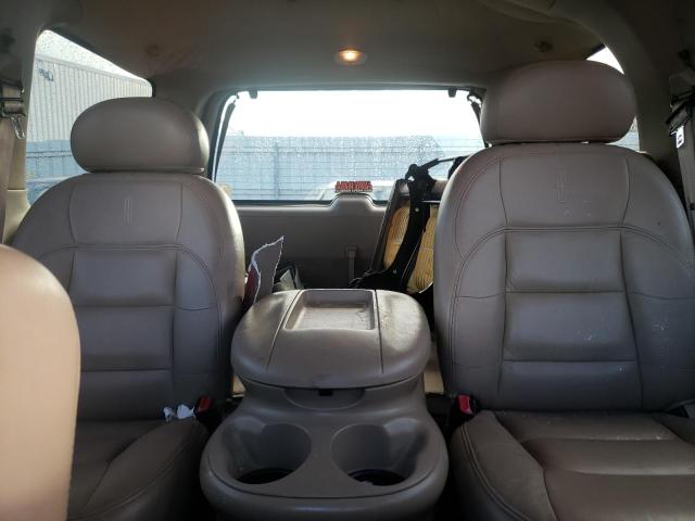 5LMPU28AXXLJ33331 - 1999 LINCOLN NAVIGATOR წითელი ფოტო 10