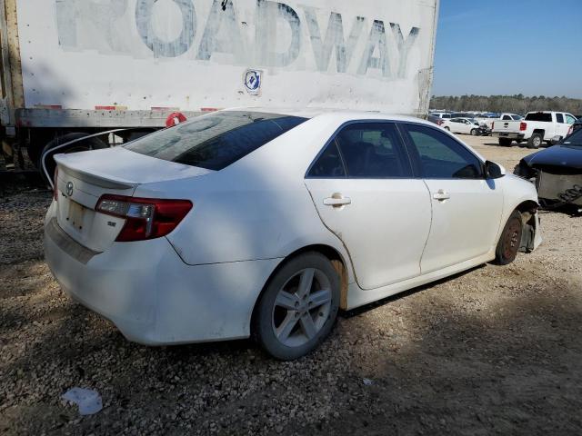 4T1BF1FK9EU323691 - 2014 TOYOTA CAMRY L WHITE photo 3