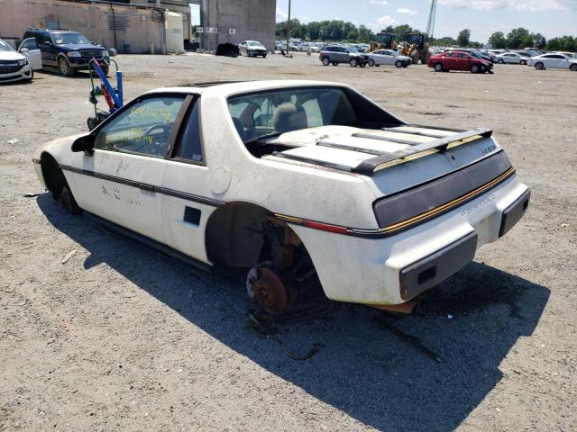 N0V1N43579183 - 1988 PONTIAC FIERO WHITE photo 3