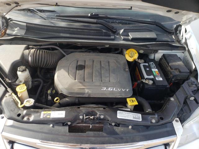 2C4RC1BG3FR552489 - 2015 CHRYSLER TOWN & COU TOURING 白色 照片 12