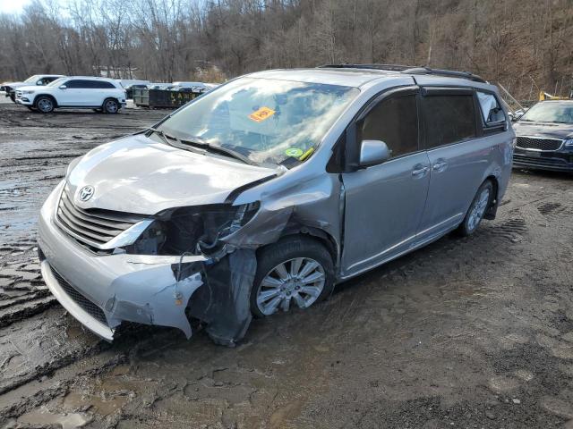 2012 TOYOTA SIENNA XLE, 