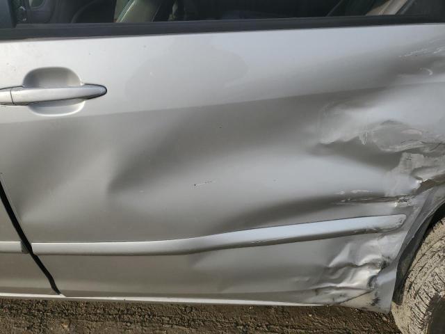 5TDBK22C29S023439 - 2009 TOYOTA SIENNA XLE Gümüş foto 11