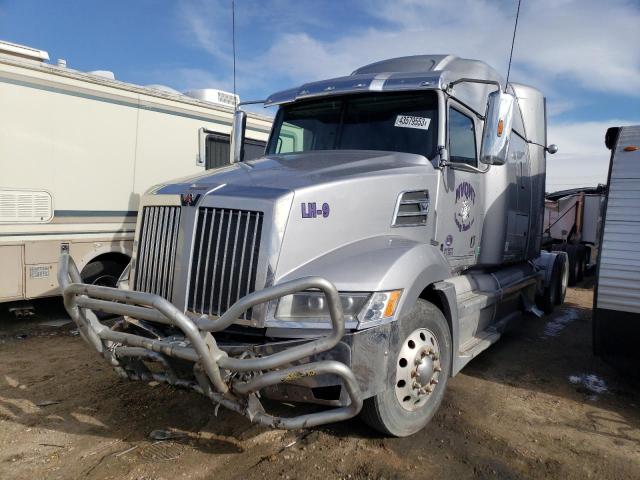 5KJJBHDR0KLKD7304 - 2019 WESTERN STAR/AUTO CAR 5700 XE GRAY photo 2