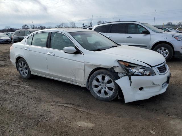 1HGCP36848A048714 - 2008 HONDA ACCORD EXL WHITE photo 4