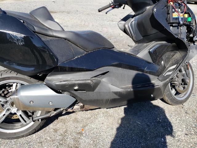 WB1013407FZT97457 - 2015 BMW C650 GT BLACK photo 9