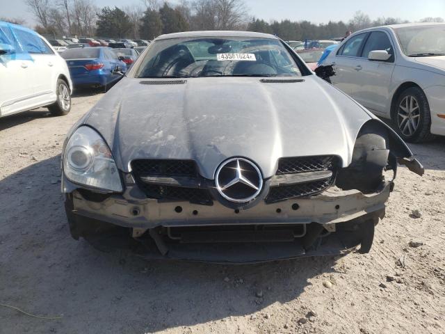 WDBWK5JA4AF232803 - 2010 MERCEDES-BENZ SLK 350 SILVER photo 5