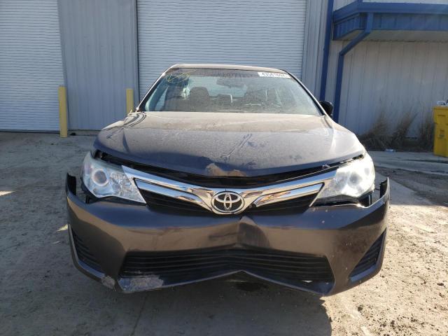 4T4BF1FK1ER355489 - 2014 TOYOTA CAMRY L GRAY photo 5