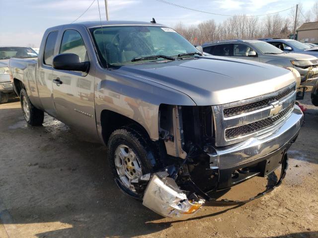 2GCEK19J881249048 - 2008 CHEVROLET SILVERADO K1500 GRAY photo 4