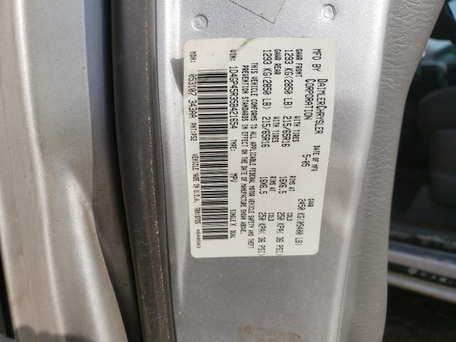 1D4GP45R35B421654 - 2005 DODGE CARAVAN SXT SILVER photo 13