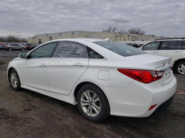 5NPEB4AC3EH902247 - 2014 HYUNDAI SONATA GLS WHITE photo 2