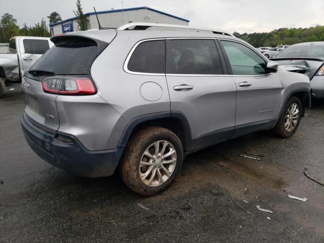 1C4PJLCB3KD206824 - 2019 JEEP CHEROKEE LATITUDE SILVER photo 3