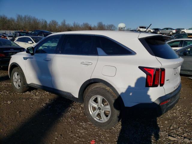 5XYRGDLC7NG097456 - 2022 KIA SORENTO LX WHITE photo 2