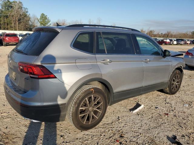 3VV2B7AXXKM200344 - 2019 VOLKSWAGEN TIGUAN SE SILVER photo 3