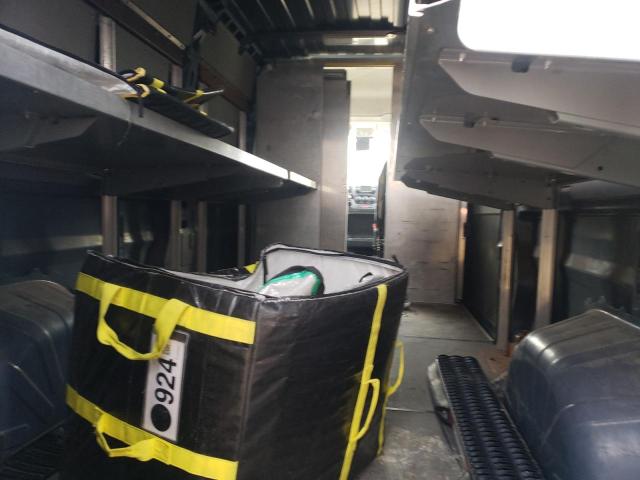 3C6URVJG3KE564064 - 2019 RAM PROMASTER 3500 HIGH ლურჯი ფოტო 10