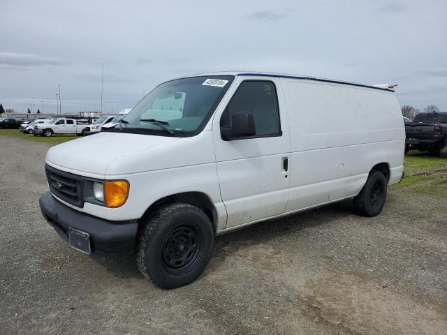 1FTRE14WX5HA26188 - 2005 FORD ECONOLINE E150 VAN WHITE photo 1