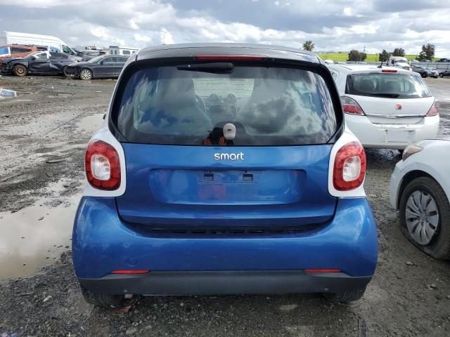 WMEFJ5DA8GK066867 - 2016 SMART FORTWO WHITE photo 6