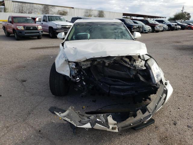 1G6DS5ED3B0143499 - 2011 CADILLAC CTS PREMIUM COLLECTION WHITE photo 5