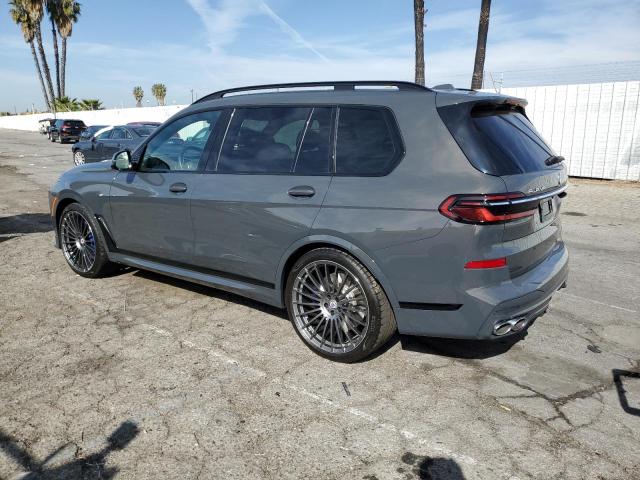 5UX43EM17R9W08128 - 2024 BMW X7 ALPINA XB7 GRAY photo 2