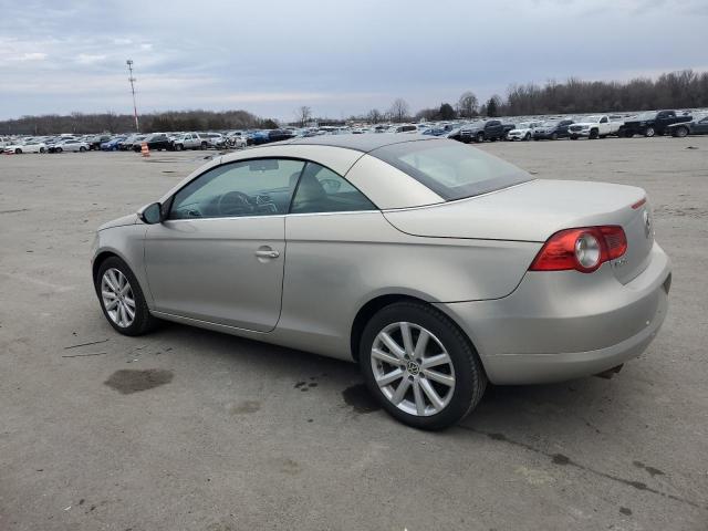 WVWAA71F79V023322 - 2009 VOLKSWAGEN EOS TURBO BEIGE photo 2