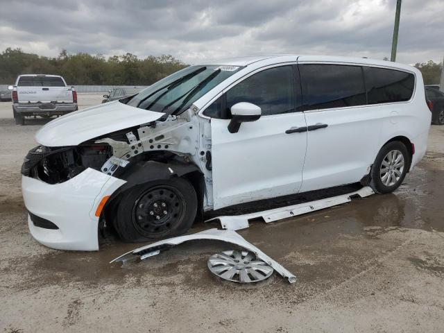 2020 CHRYSLER VOYAGER L, 