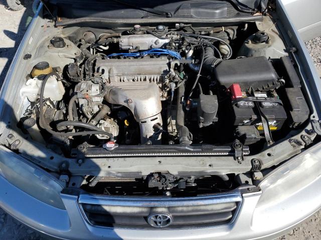 4T1BG22K31U057636 - 2001 TOYOTA CAMRY CE SILVER photo 11