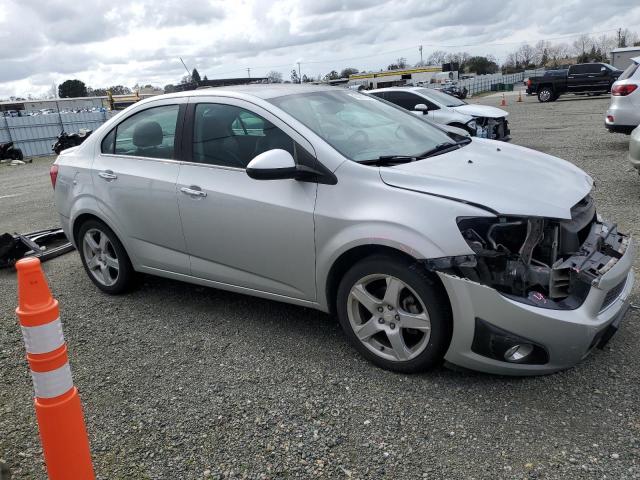 1G1JE5SB8G4146241 - 2016 CHEVROLET SONIC LTZ SILVER photo 4