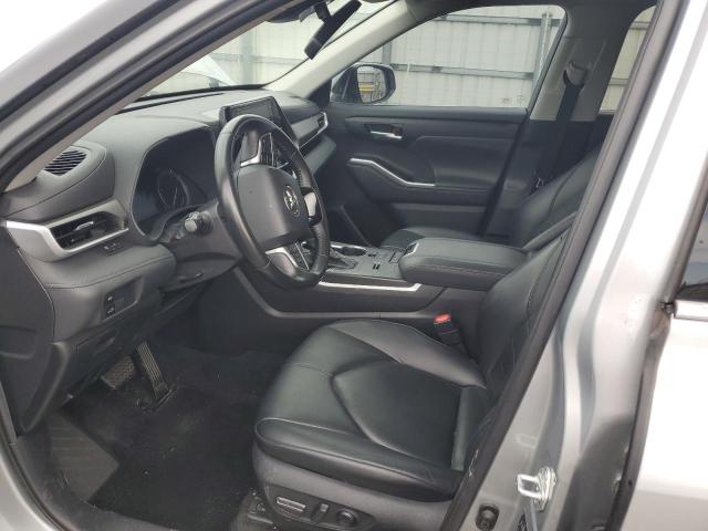 5TDGZRAH6LS030621 - 2020 TOYOTA HIGHLANDER XLE 银色 照片 7