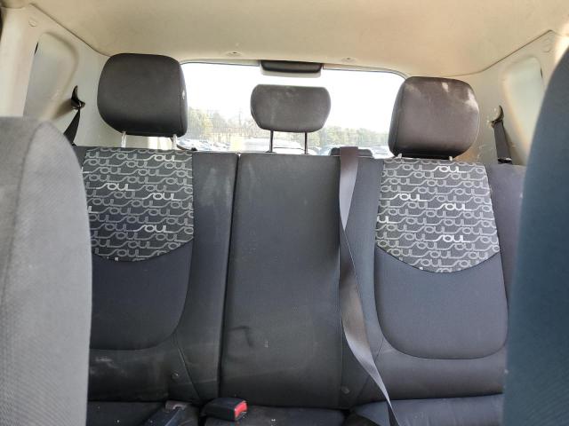 KNDJT2A23B7706073 - 2011 KIA SOUL + WHITE photo 10