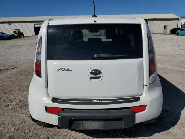 KNDJT2A23B7706073 - 2011 KIA SOUL + WHITE photo 6