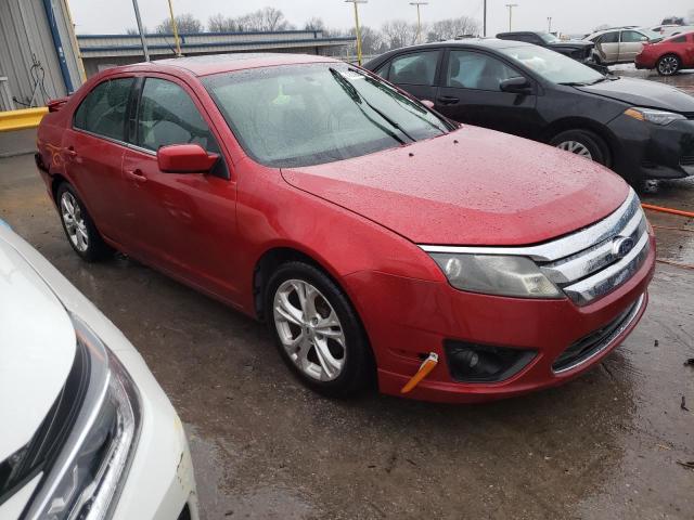 3FAHP0HA0CR154861 - 2012 FORD FUSION SE RED photo 4