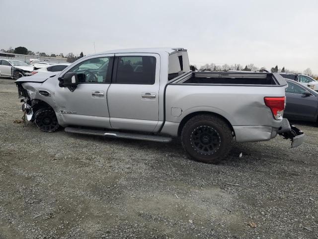 1N6AA1E59HN572613 - 2017 NISSAN TITAN SV GRAY photo 2