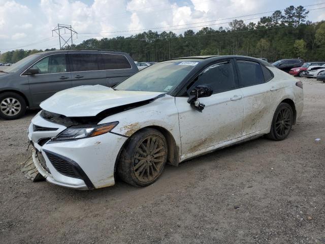 4T1KZ1AK2MU054804 - 2021 TOYOTA CAMRY TRD WHITE photo 1