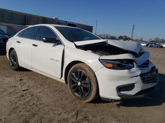 1G1ZE5ST0HF108696 - 2017 CHEVROLET MALIBU LT WHITE photo 4