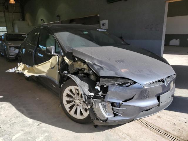 5YJXCBE2XLF228749 - 2020 TESLA MODEL X CHARCOAL photo 4