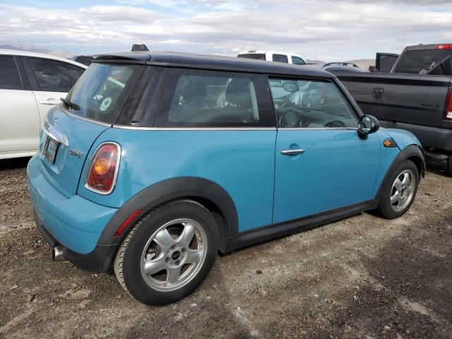 WMWMF33519TW79780 - 2009 MINI COOPER BLUE photo 3