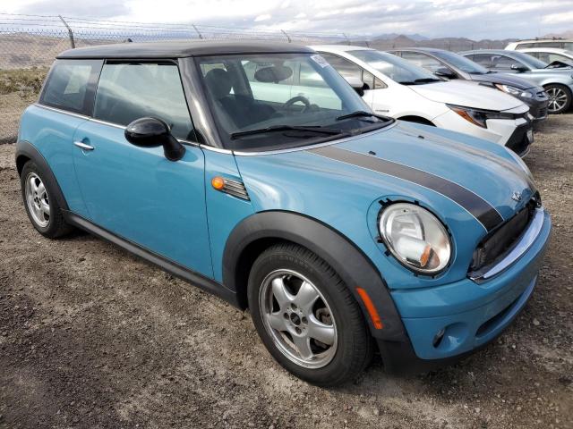 WMWMF33519TW79780 - 2009 MINI COOPER BLUE photo 4