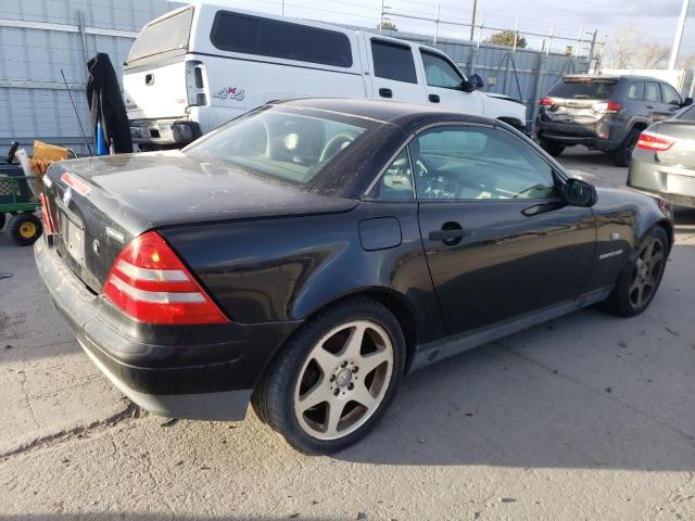 WDBKK47F2YF163972 - 2000 MERCEDES-BENZ SLK 230 KOMPRESSOR BLACK photo 3